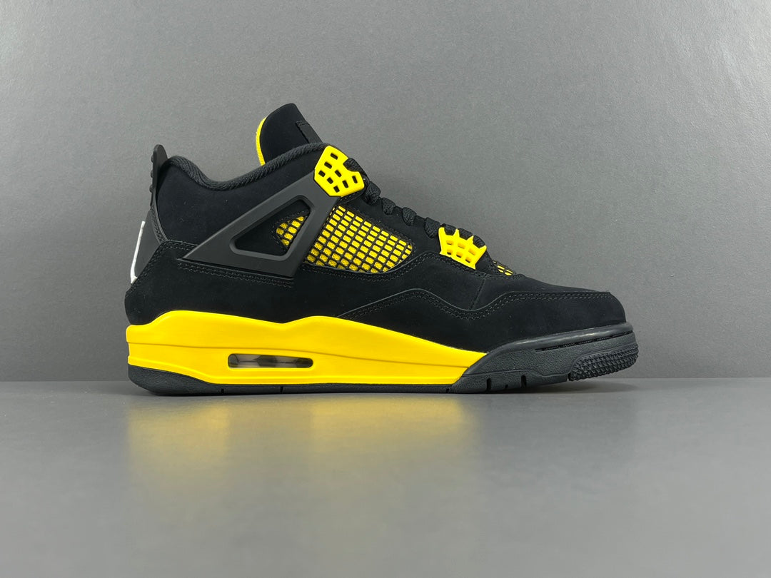 Air Jordan 4 Retro