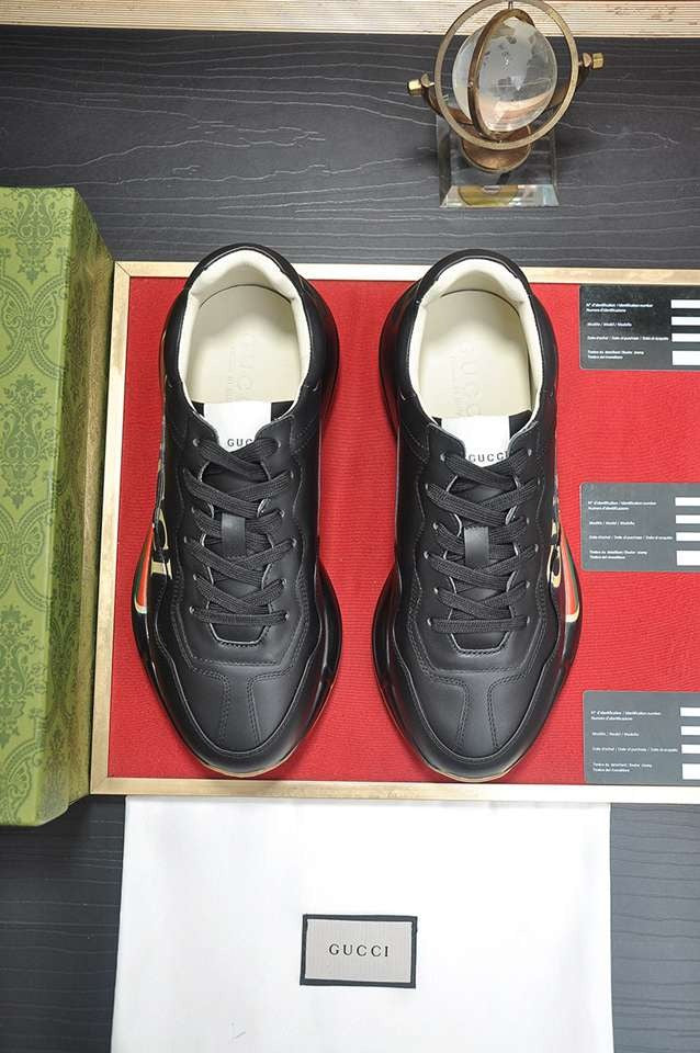 GUCCI GG