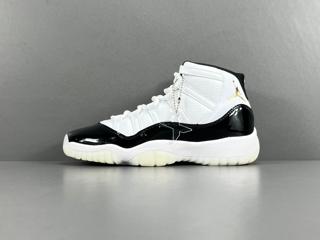 Air Jordan OG 11 RETRO